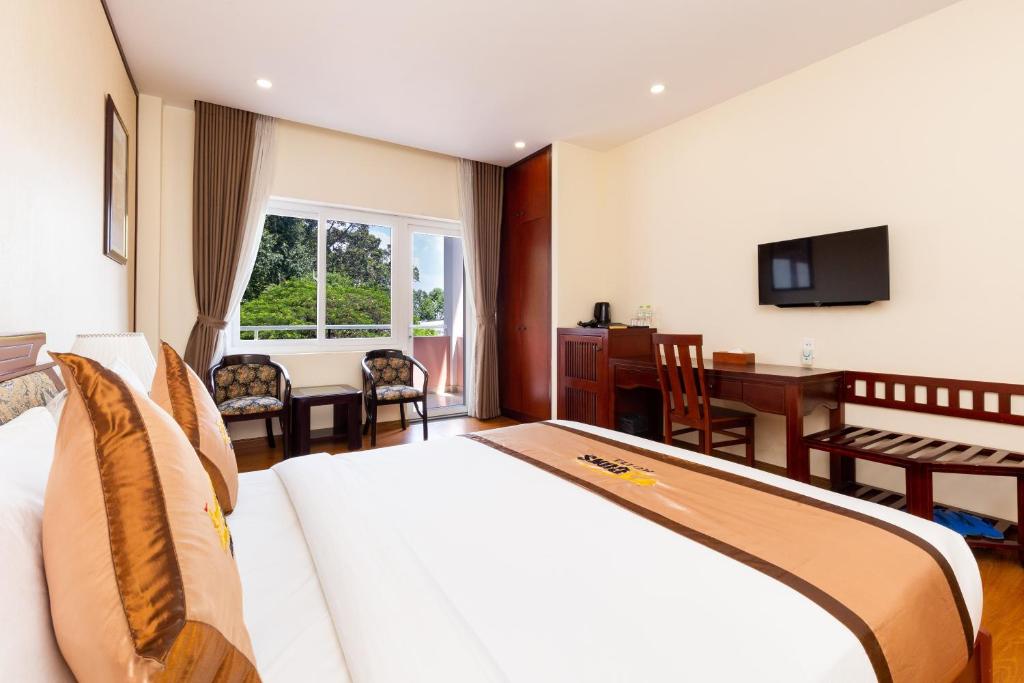 bcons-hotel-binh-duong-4