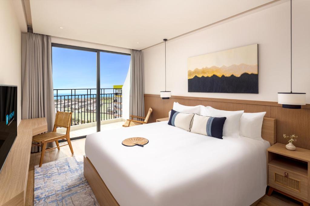 review-resort-wyndham-royal-beachfront-hoi-an6