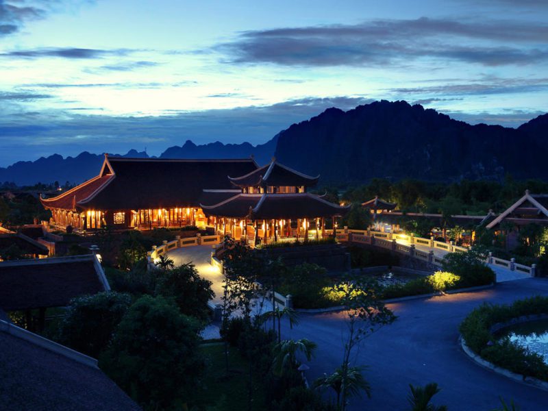 5-resort-gan-vuon-quoc-gia-cuc-phuong-view-dep-nhat-tien-ich-4-5-sao