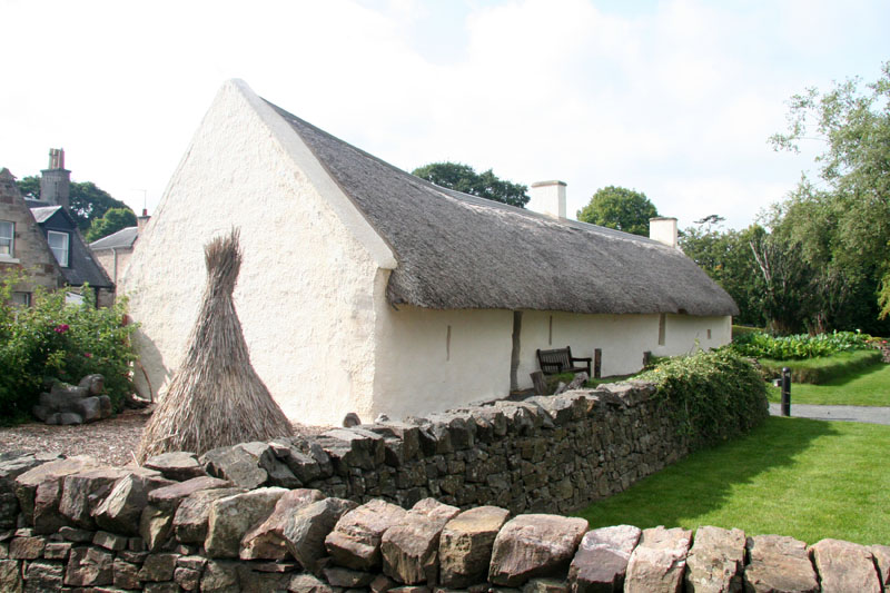 5. Khu di s%E1%BA%A3n c%E1%BB%A7a nh%C3%A0 th%C6%A1 Robbie Burns