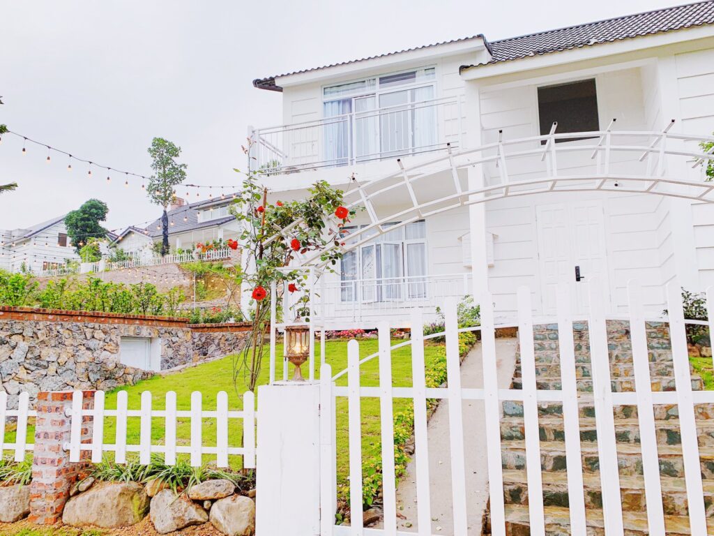 villa-anna-beverly-hills-luong-son-hoa-binh-2