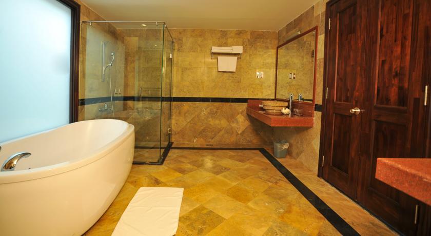 Diamond-Bay-Resort-Spa-Nha-Trang-9