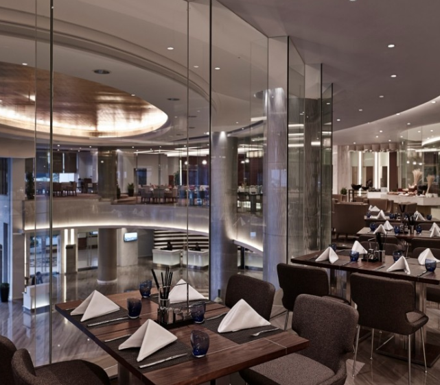 to-chuc-hoi-nghi-khach-san-muong-thanh-luxury-nhat-le-quang-binh