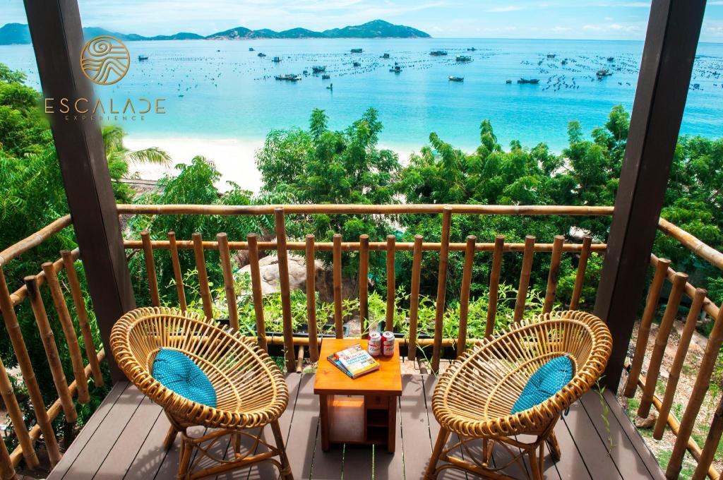 review-Escalade-Resort-Cam Ranh