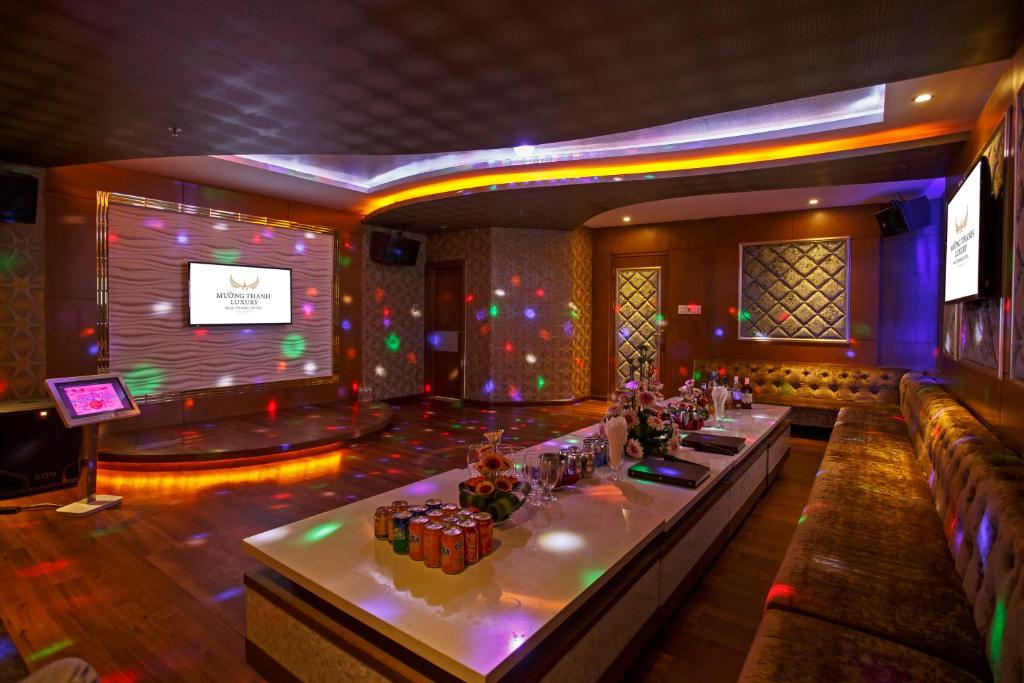 review-gia-phong-khach-san-muong-thanh-luxury-nha-trang-8