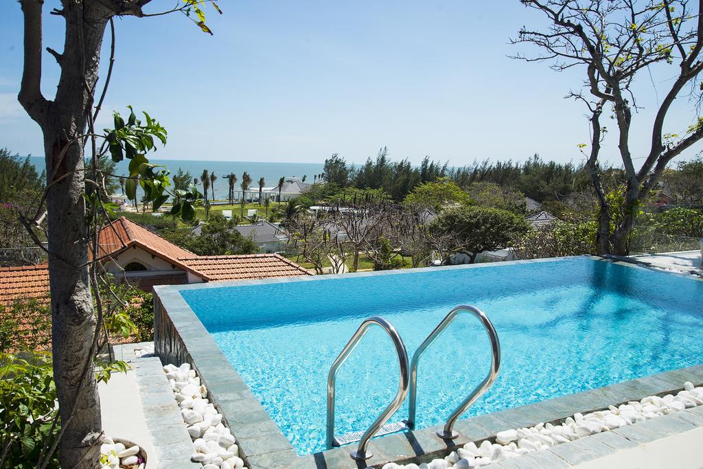 resort-vung-tau-ho-tram-long-hai-4-5-sao-co-ho-boi-checkin-dep-nhat