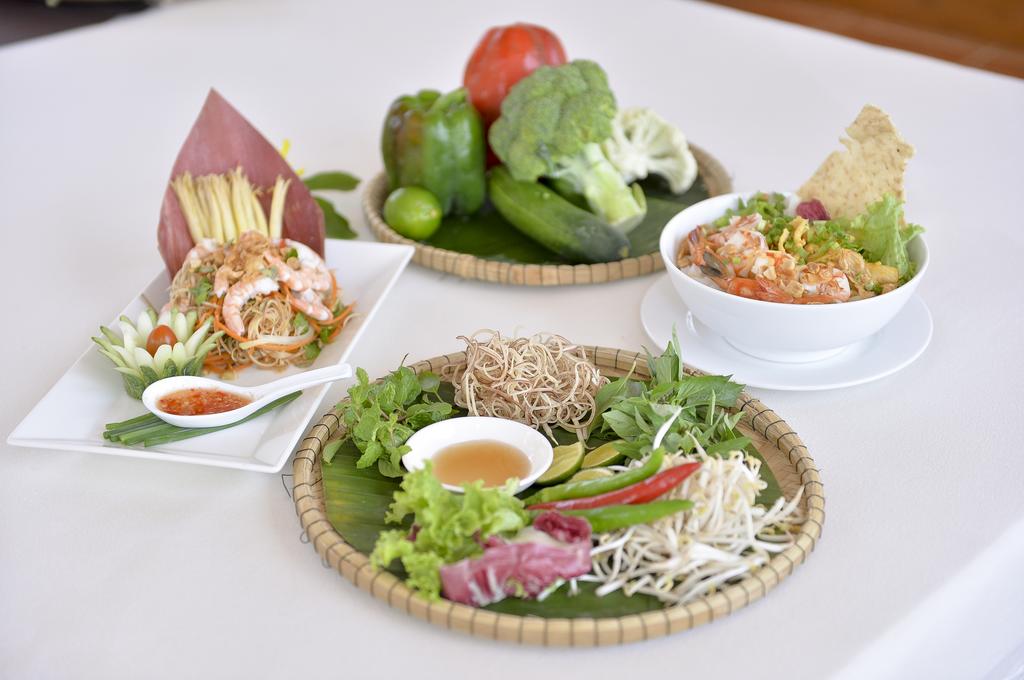 Centara-Sandy-Beach-resort-Da-Nang