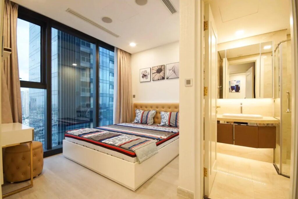 cho-thue-can-ho-chung-cu-2pn-vinhomes-golden-river-sai-gon