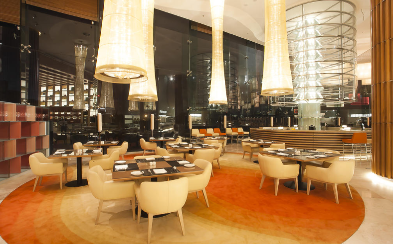 be-boi-vo-cuc-vinpearl-empire-nha-trang