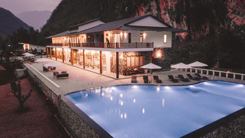 review-gia-phong-tai-mountain-view-resort-mai-chau-hoa-binh-3