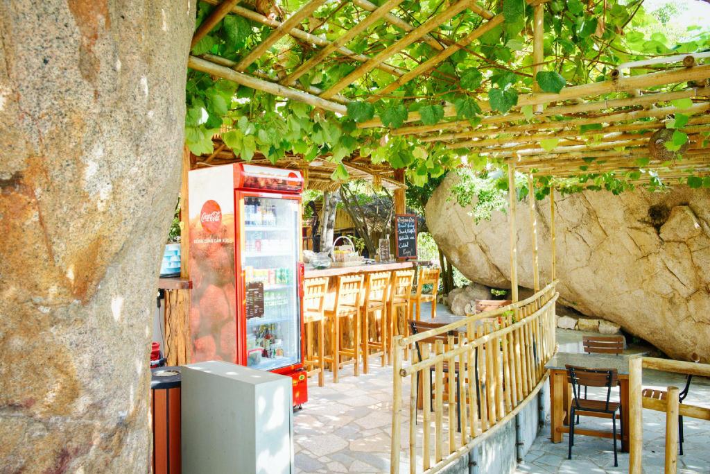 review-Escalade-Resort-Cam Ranh