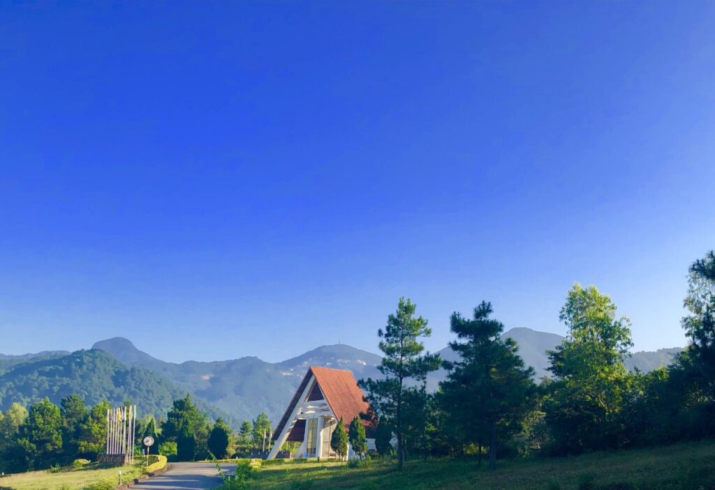 biet-thu-san-golf-tam-dao-12