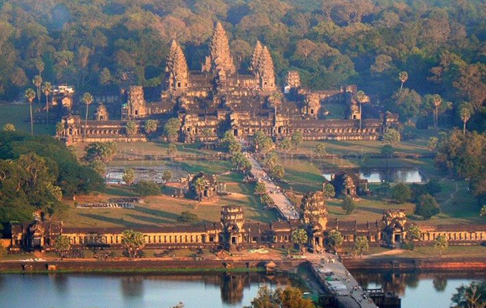 Angkor Thom 65794 zoom