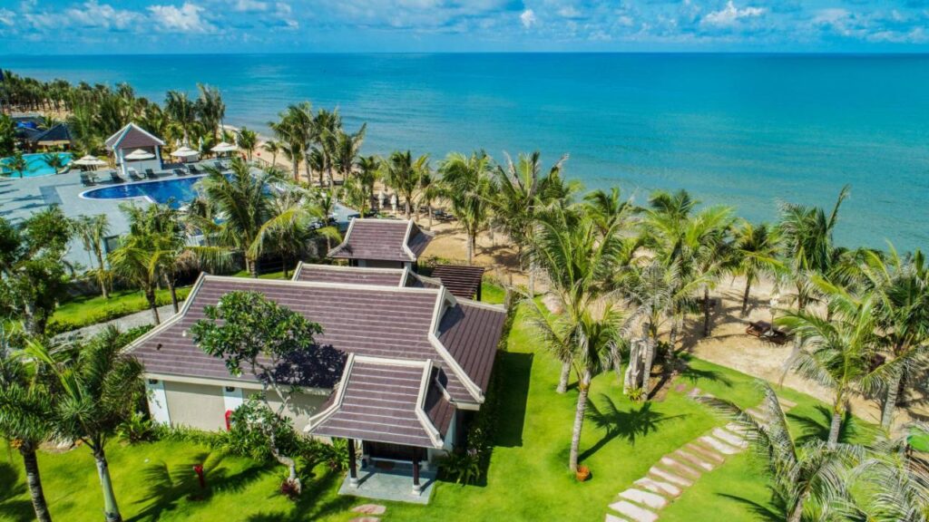 top-10-khach-san-resort-bai-dai-phu-quoc-39