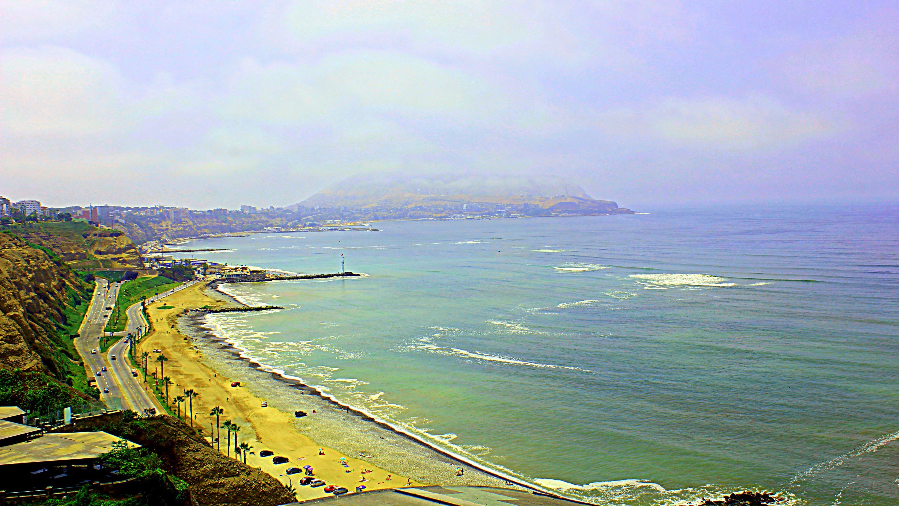 B%C3%A3i bi%E1%BB%83n Larcomar