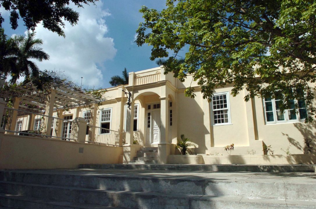 B%E1%BA%A3o t%C3%A0ng Hemingway