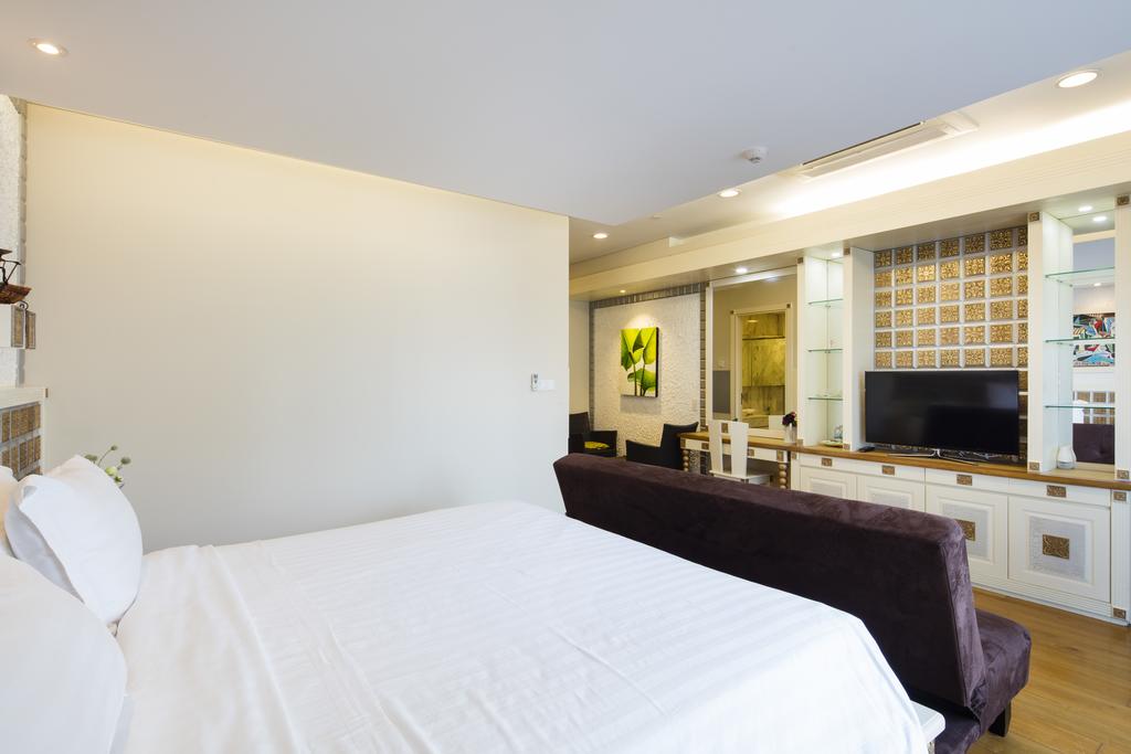 Balcony-Seaview-Nha-Trang-Centre24