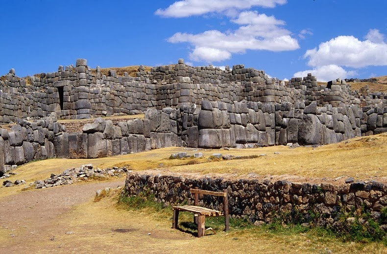 C%C3%B4ng Vi%C3%AAn Kh%E1%BA%A3o C%E1%BB%95 H%E1%BB%8Dc c%E1%BB%A7a Sacsayhuaman