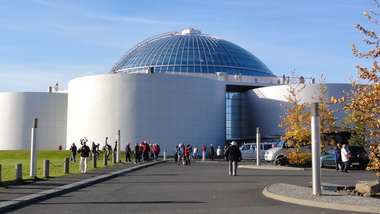 C%C3%B4ng tr%C3%ACnh m%C3%A1i v%C3%B2m Perlan