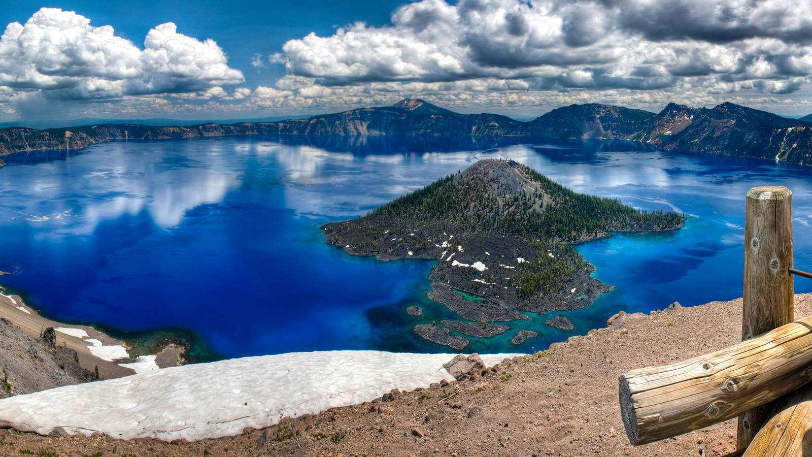 C%C3%B4ng vi%C3%AAn qu%E1%BB%91c gia Crater Lake