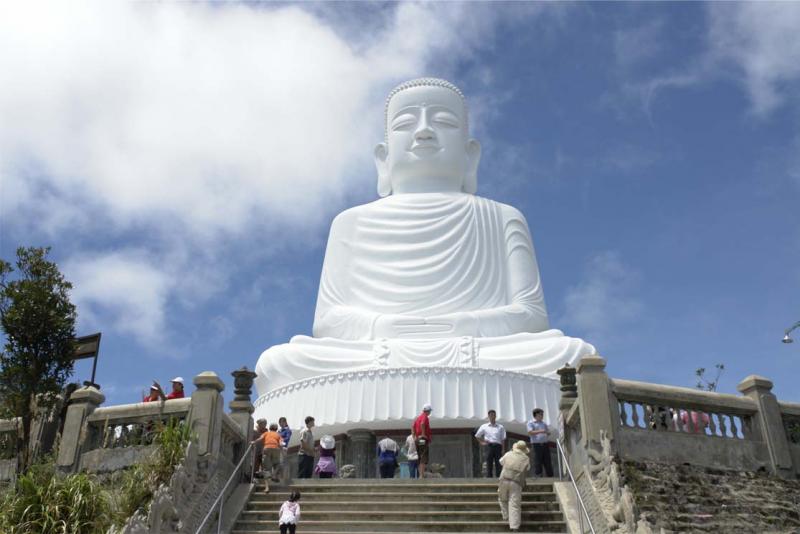 Ch%C3%B9a Linh %E1%BB%A8ng B%C3%A0 N%C3%A0