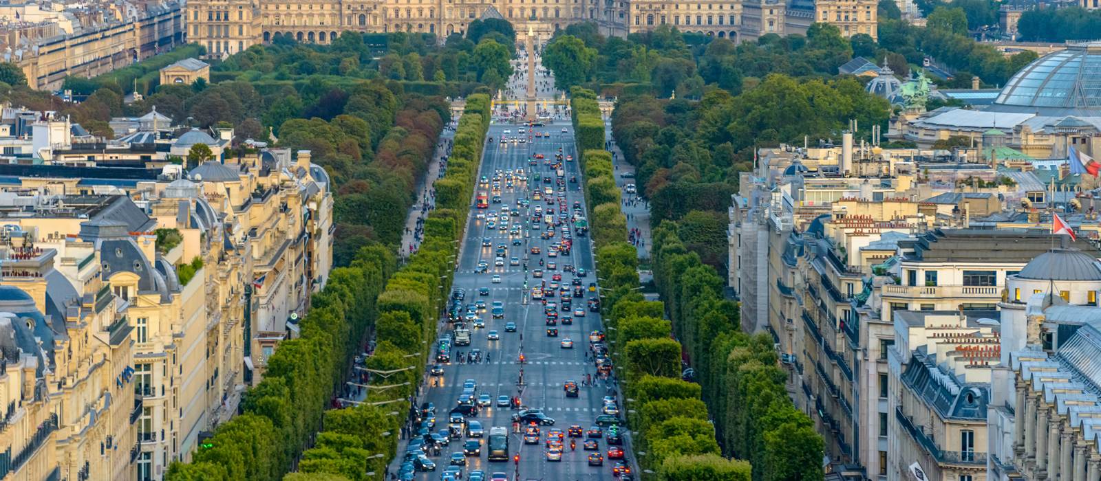 Champs Elysees %C4%90%E1%BA%A1i l%E1%BB%99 Thi%C3%AAn %C4%90%C3%A0ng