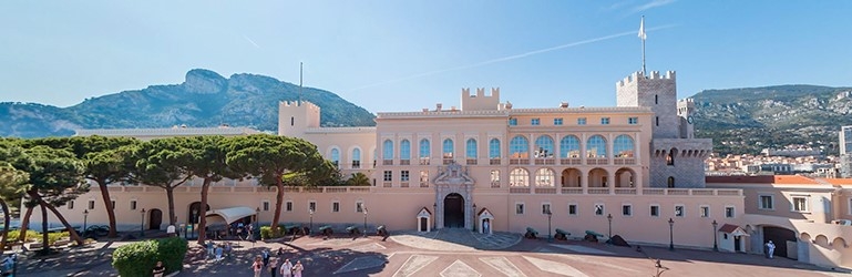 Cung %C4%91i%E1%BB%87n Ho%C3%A0ng t%E1%BB%AD Palais Princier