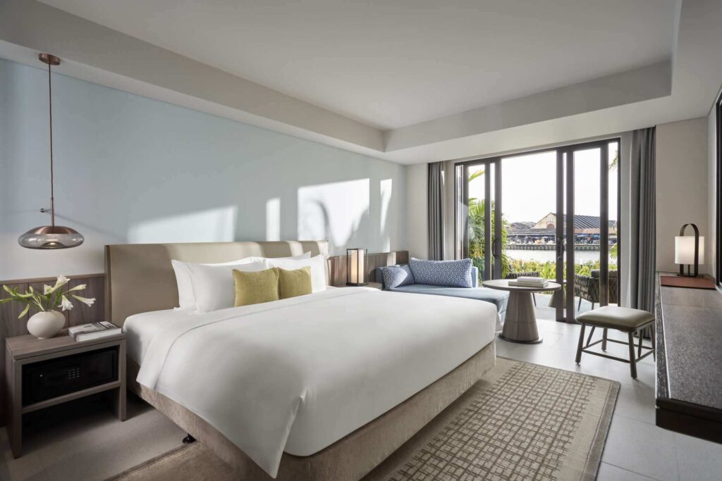 review-bay-resort-hoi-an-5-sao-co-gi-dac-biet3