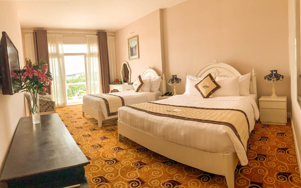 review-dich-vu-tai-khach-san-caravelle-saigon-5