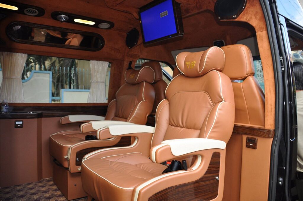 nha-xe-loc-phat-an-limousine-sai-gon-dong-nai-5