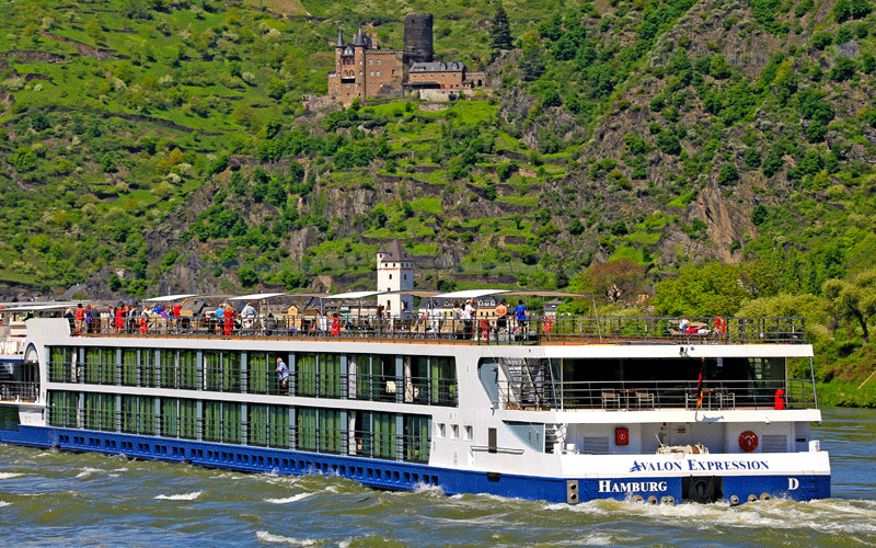 Du thuy%E1%BB%81n Avalon