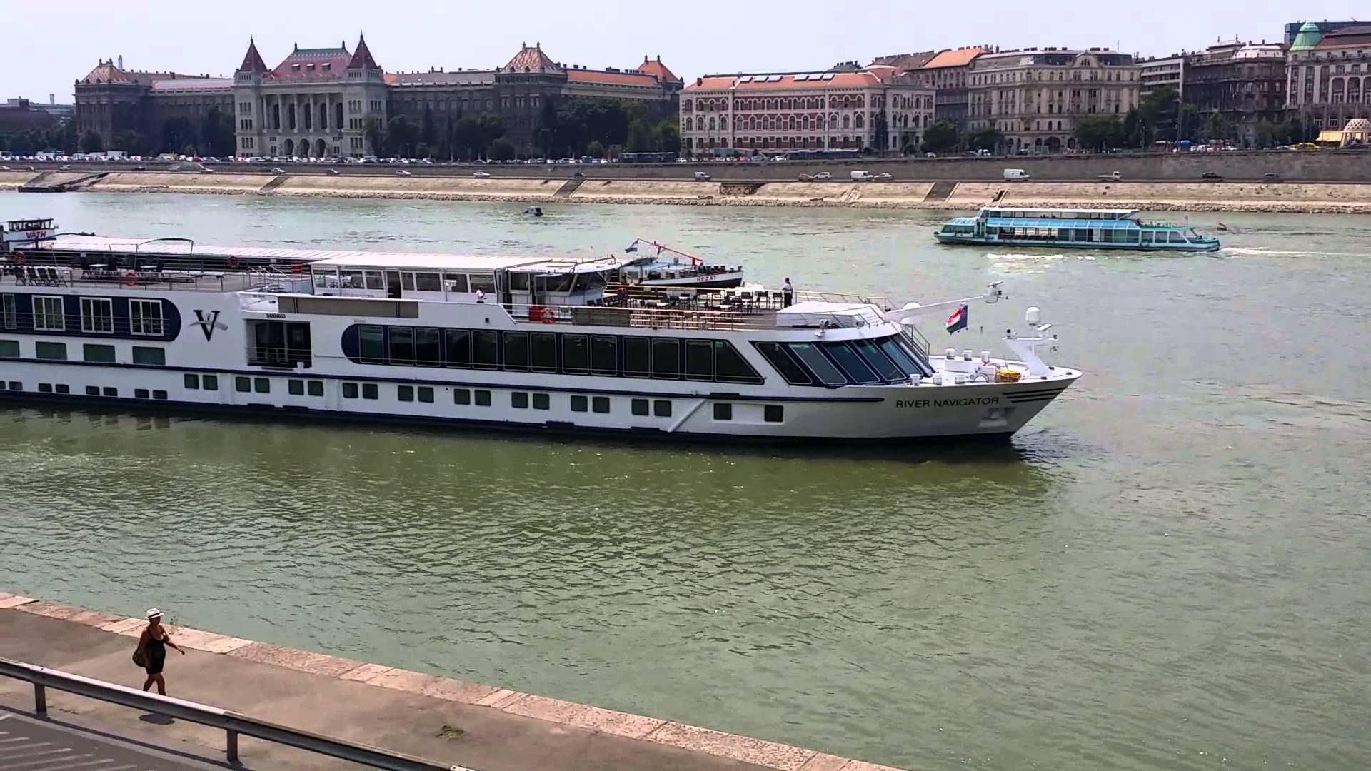 Du thuy%E1%BB%81n River Navigator tr%C3%AAn s%C3%B4ng Rhine