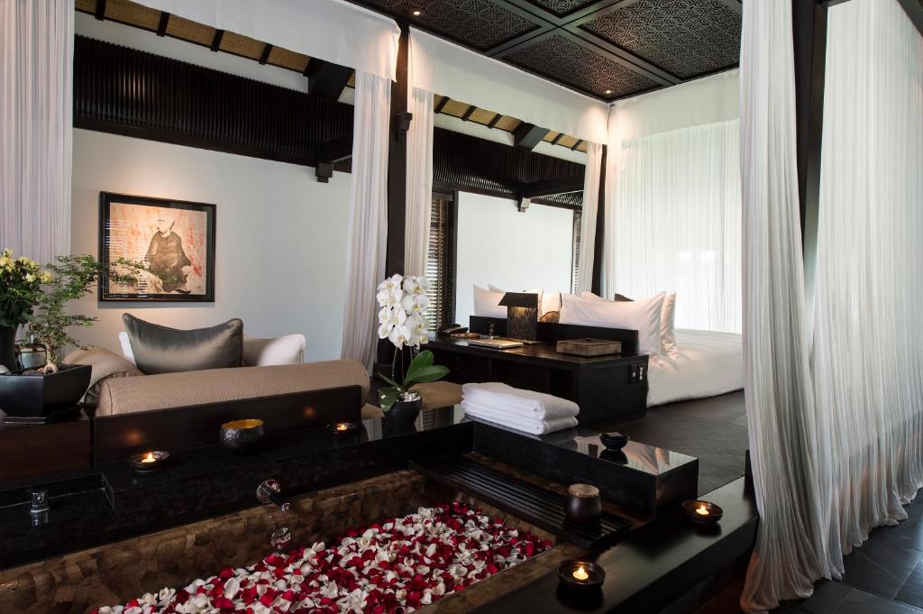 Four Season Hoi An Resort5