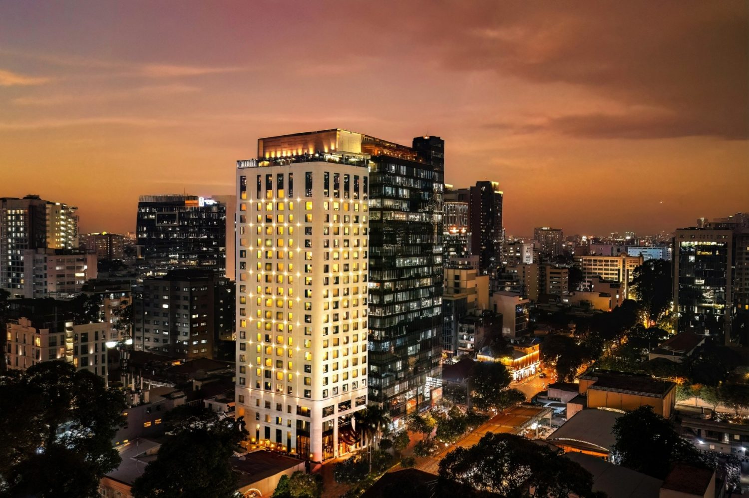 /Hotel-des-arts-saigon