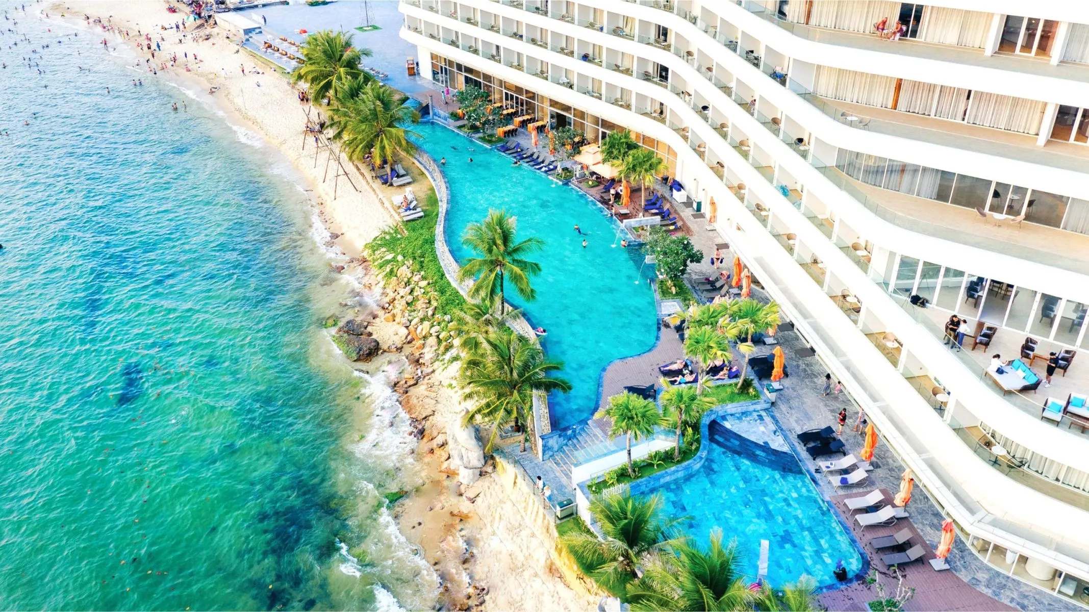 top-10-khach-san-resort-tai-hon-thom-phu-quoc-26