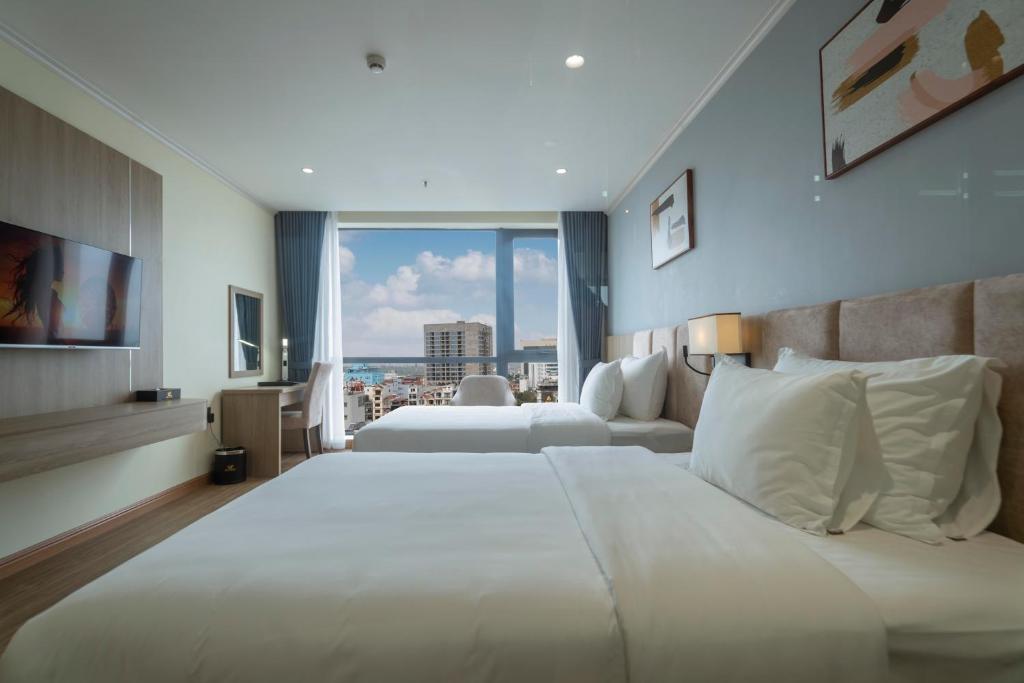 Hung-Vuong-Hotel-Quang-Ninh