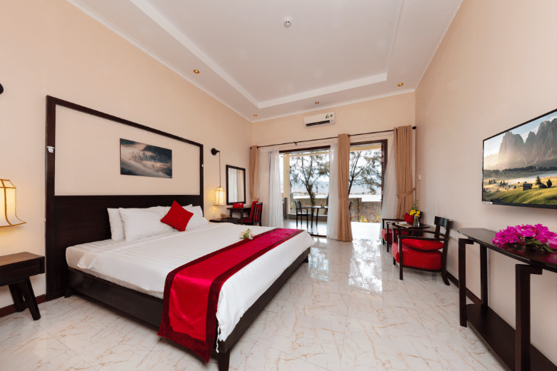 review-gia-phong-top-10-khach-san-resort-5-sao-24