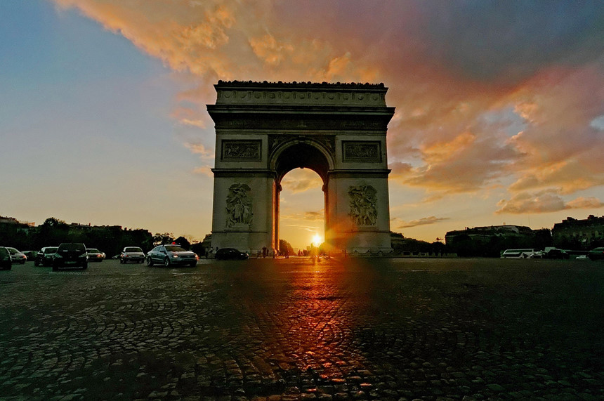 Kh%E1%BA%A3i Ho%C3%A0n M%C3%B4n L%E2%80%99Arc de Triomphe