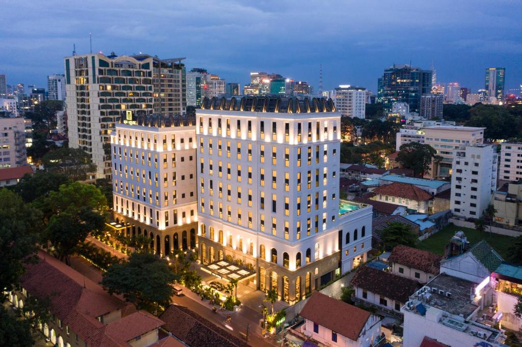 Khach-san-Mai-House-Saigon