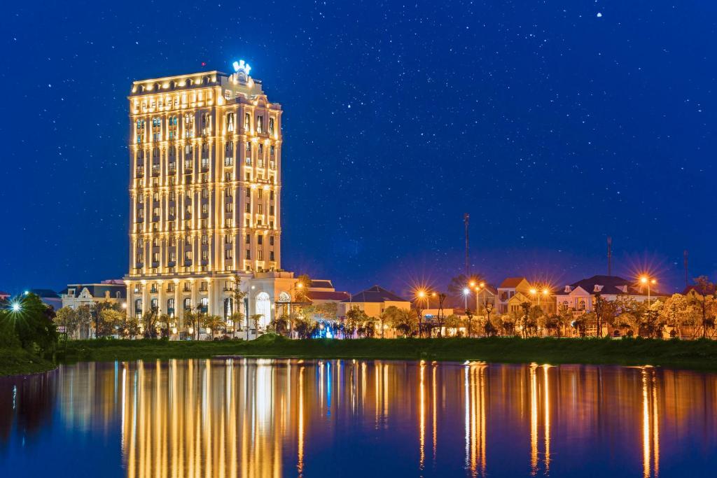 Khach-san-Rex-Quang-Binh