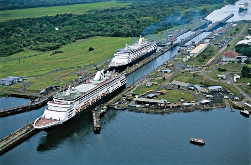 Khu %C3%82u t%C3%A0u Miraflores