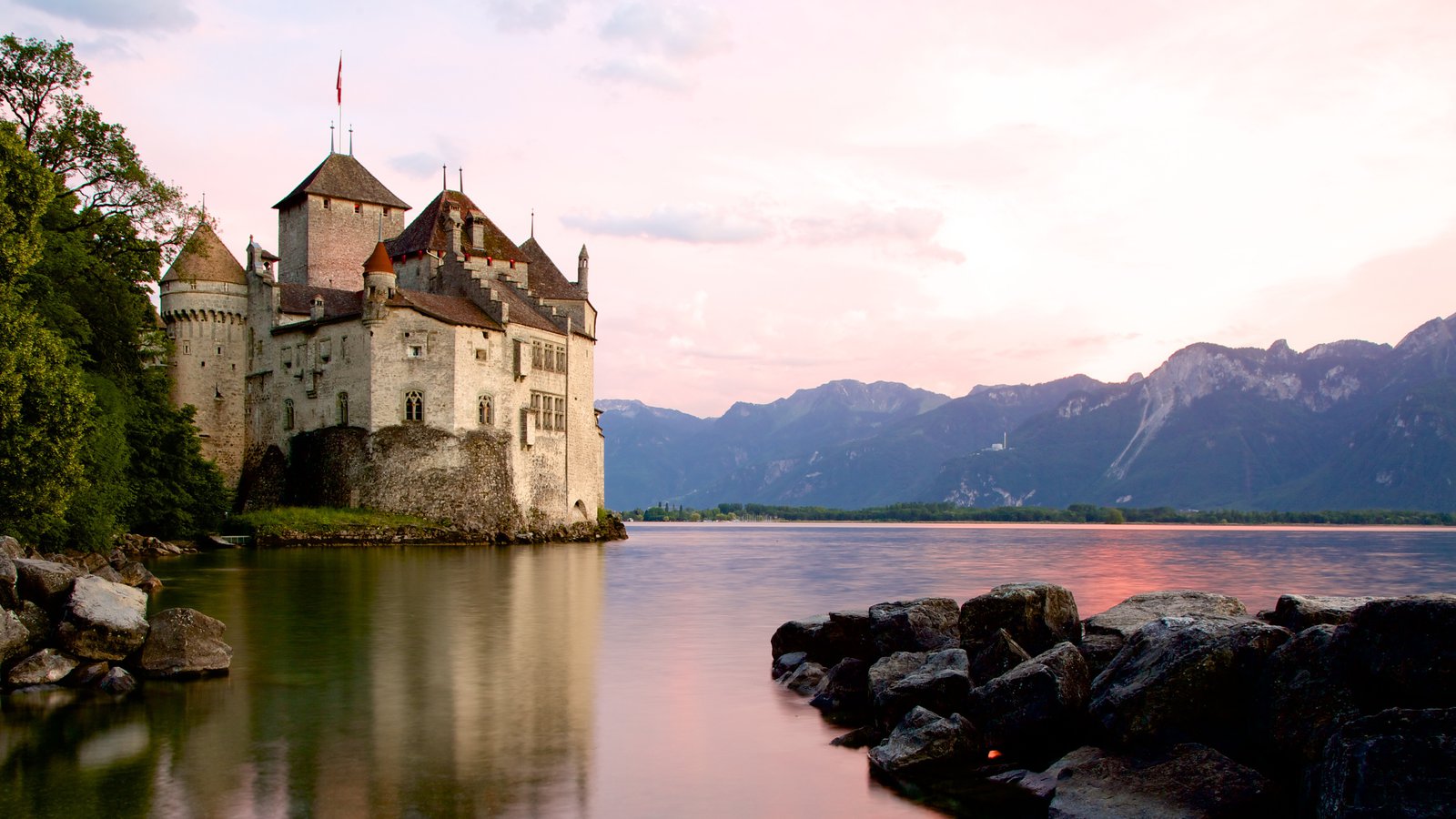 L%C3%A2u %C4%91%C3%A0i Chateau De Chillon