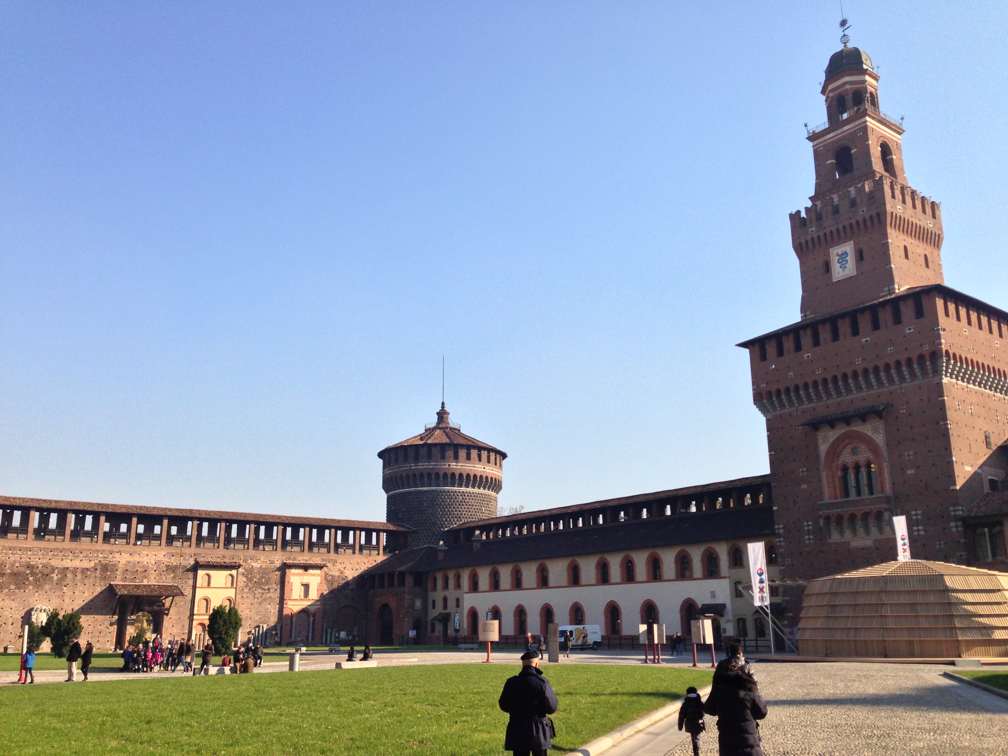 L%C3%A2u %C4%91%C3%A0i Sforza