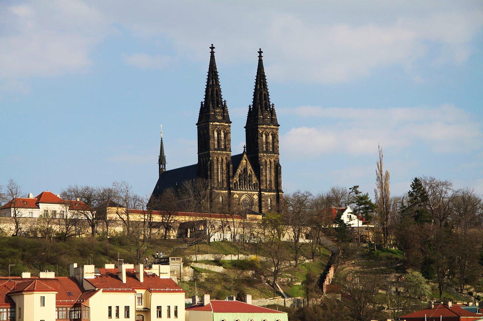 L%C3%A2u %C4%91%C3%A0i Vysehrad