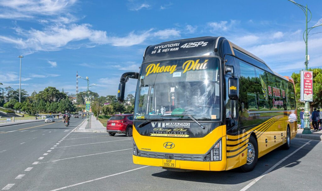 nha-xe-phong-phu-limousine-sai-gon-dong-nai-1