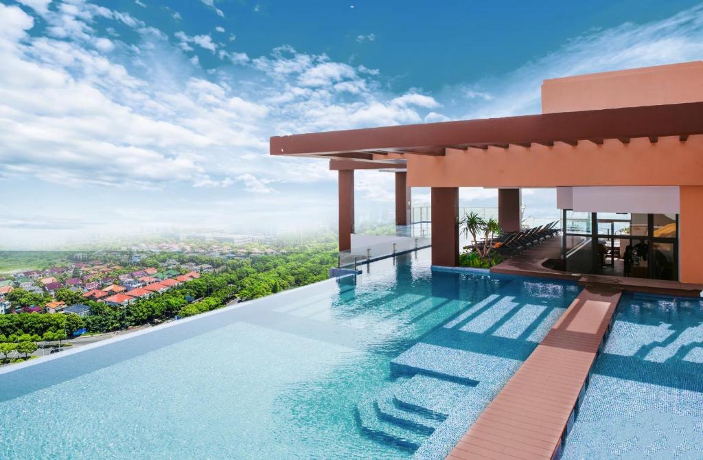 La-Vela-Hue-Hotel.