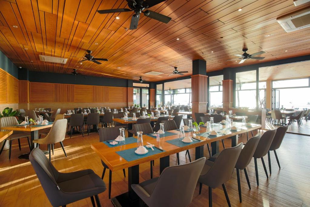 review-khach-san-resort-o-vung-tau-4-5-sao-dep-nhat-gan-bien-trung-tam-11