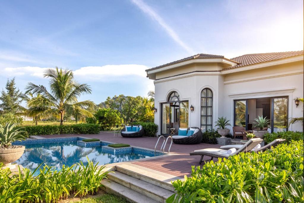 Melia-Vinpearl-Cua-Sot-Beach-Ha-Tinh