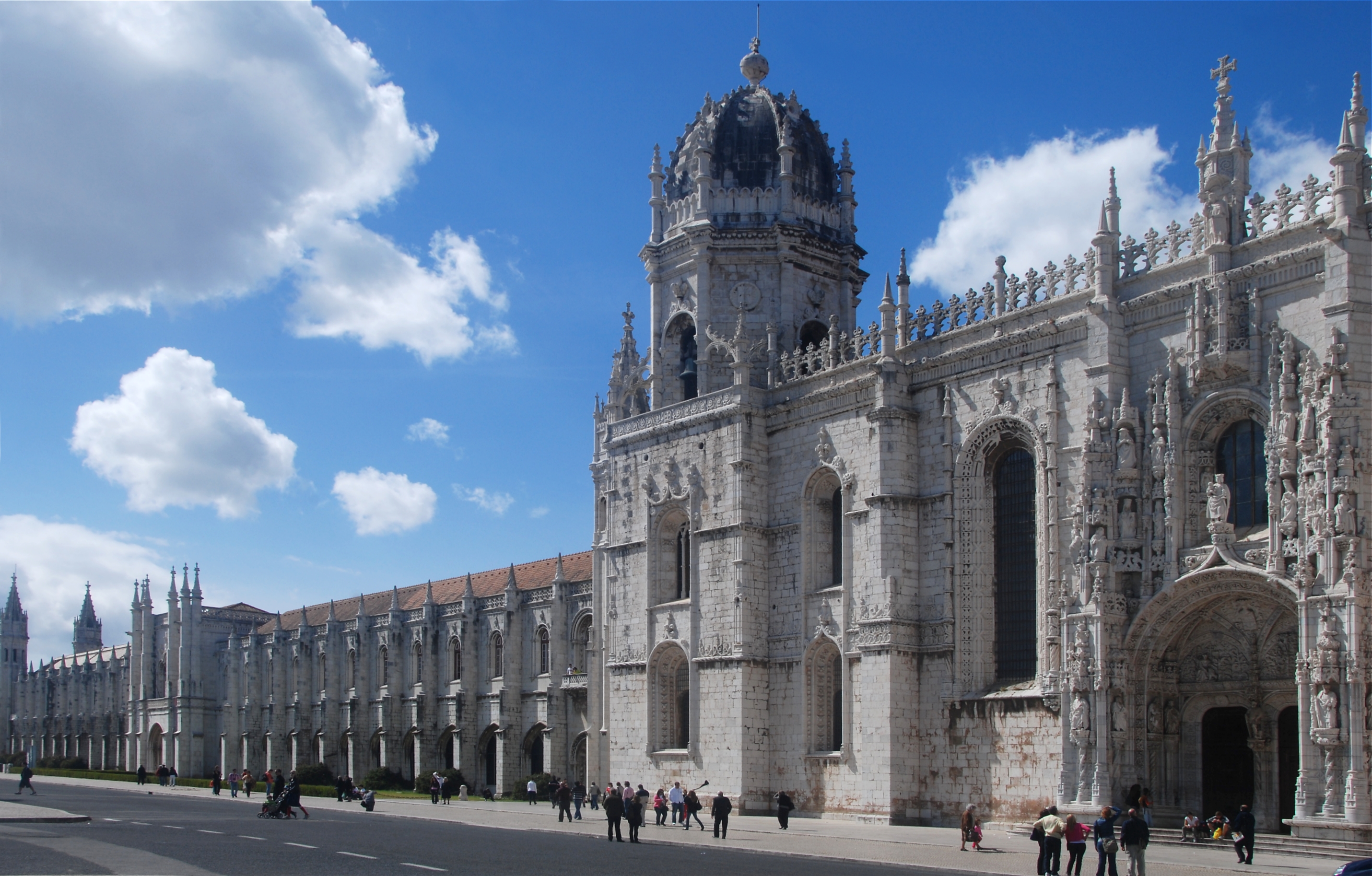 Mosteiro dos Jeronimos hay c%C3%B2n g%E1%BB%8Di l%C3%A0 Tu vi%E1%BB%87n Hieronymites
