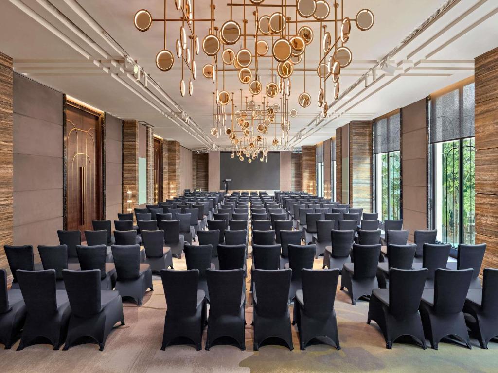 Movenpick-Hotel-Hanoi-Centre